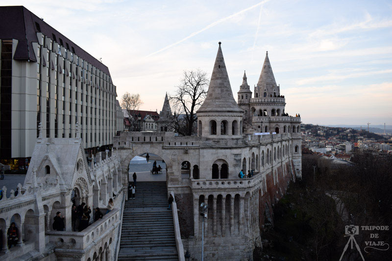 Bastión de los Pescadores, uno de los 10 sitios imprescindibles que ver en Budapest.