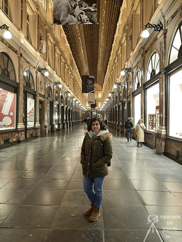 Galerías Reales Saint Hubert por la noche, día 1 en Bruselas
