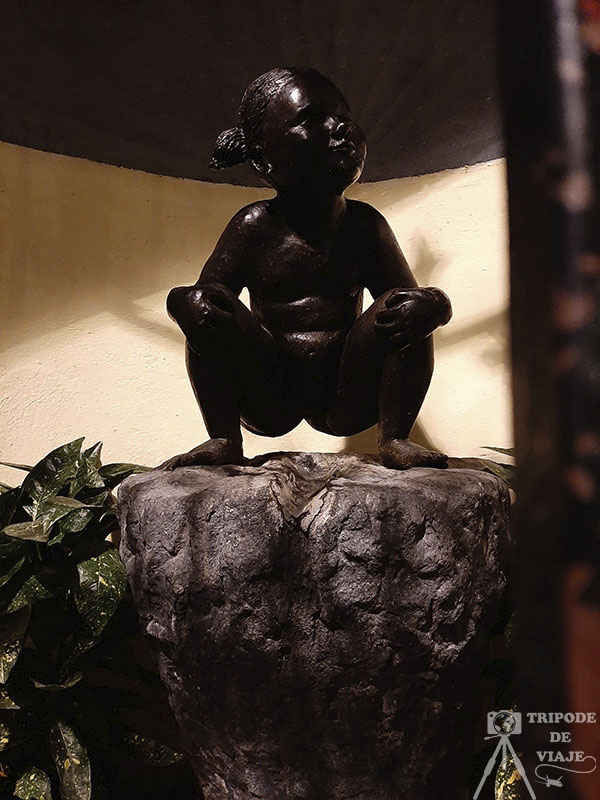 Fuente de Jeanneke Pis, día 1 en Bruselas.