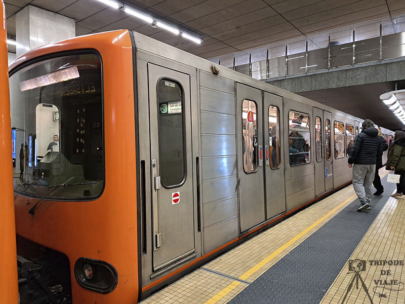 Metro de Bruselas. consejos para viajar a bruselas.